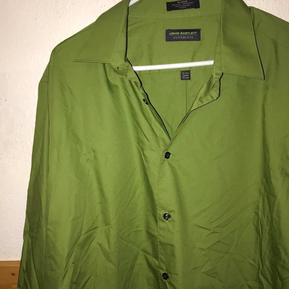 button down - Picture 2 of 7